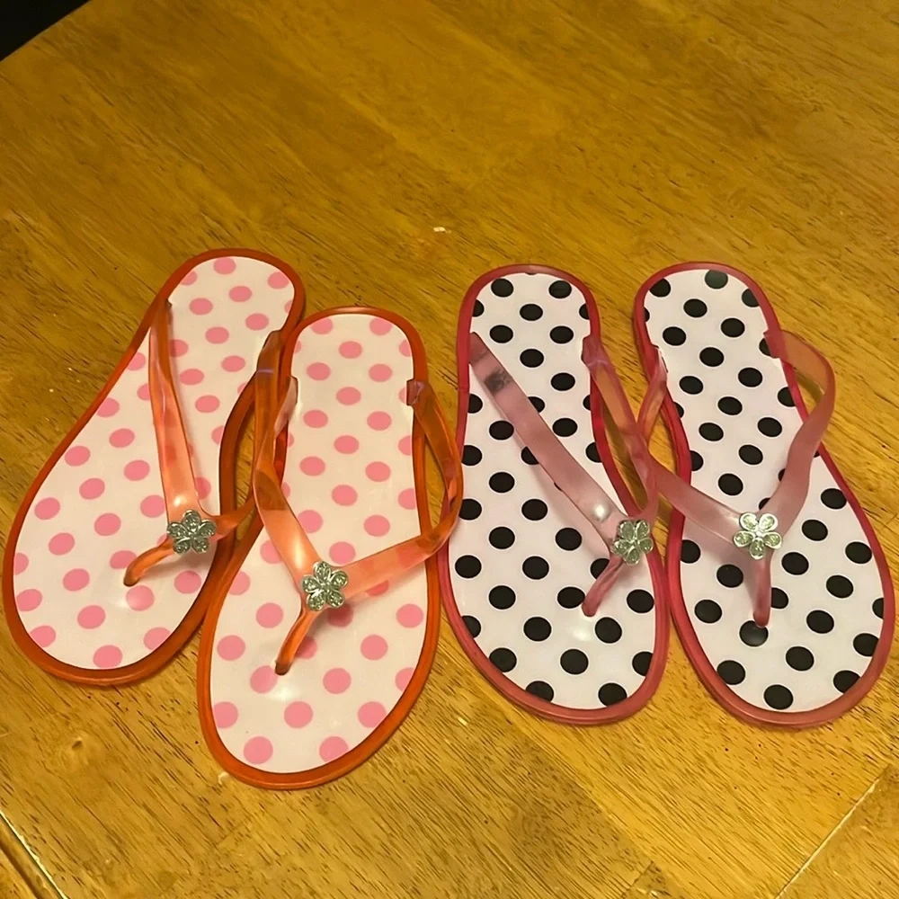 Girls Flip Flops size 1-2 Pink Black White Polka Dot Gem Flower Accent 2 Pair